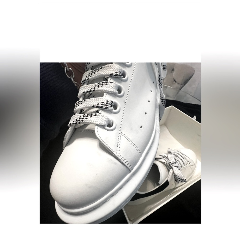Authentic Alexander McQueen oversized sneakers. NIB size 40.
